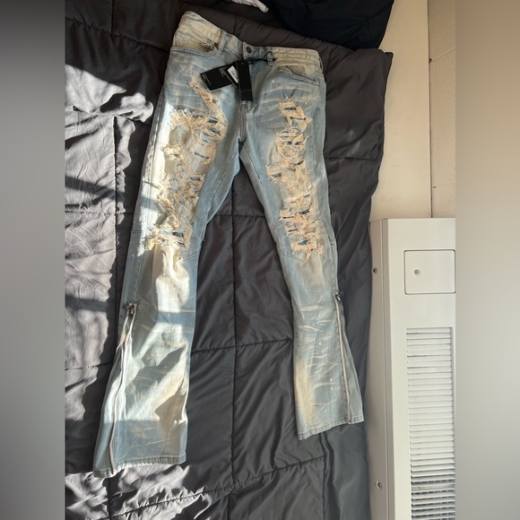 Stacked flare jeans - Picture 3 of 3